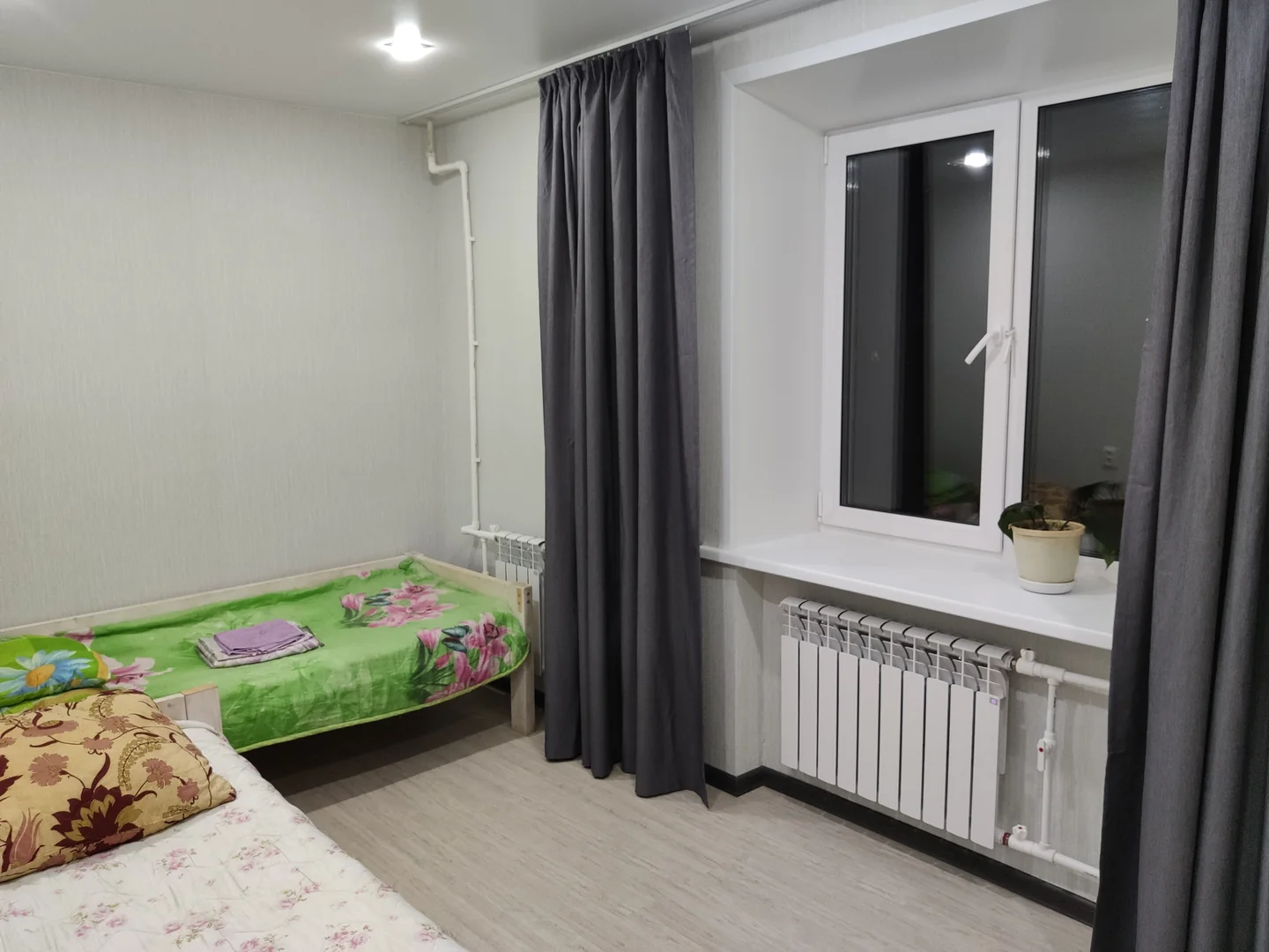 Комната с отдельными кроватями